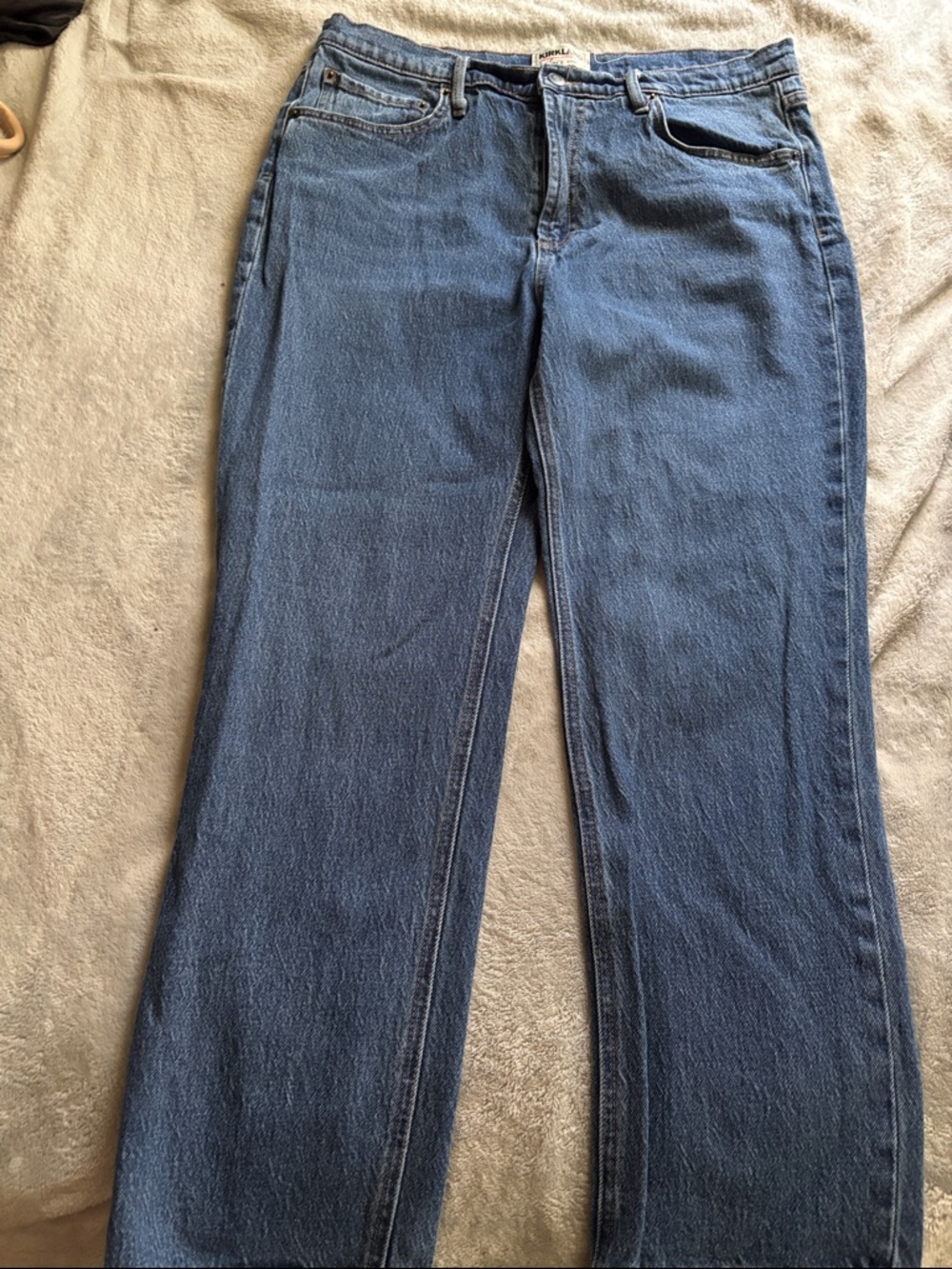 Kirkland Signature Straight-Leg Women’s Jeans — Classic Blue Wash